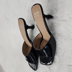 Crown and Ivy 7.5 kitten heels